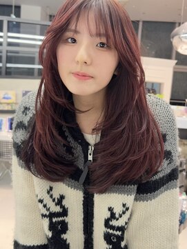 アルティファータ(artifata) レイヤーカット　顔まわりレイヤー　シャギーレイヤー