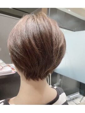 アヴァンス アリオ鳳店(AVANCE) 大人目ボブ