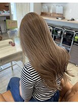 ビズヘアー プチ(bisou hair petit) 艶々ハイトーンスタイル
