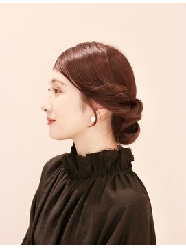 アンベリールフルー(EMBELLIR fleur) 大人のシンプルアップスタイル 30代・40代・50代 表参道