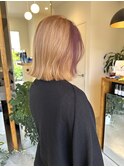 ブリーチカラーのデザインヘアー