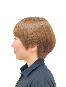 黄ぐまくん美容室 ショート　レイヤー