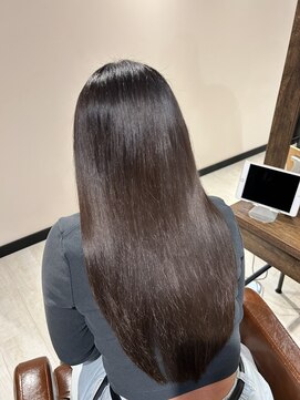 ソリス(Solis) "ツヤもち"髪質改善トリートメント