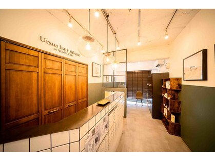 アーサス ヘアー サローネ 北千住店(Ursus hair salone by HEADLIGHT)の写真