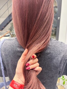 トゥリル(trueal) ロング　ピンクオレンジ