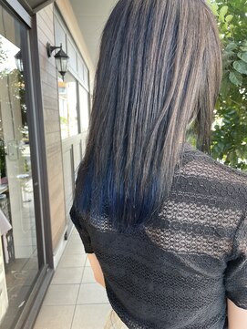 リノ 金山(Rino) デザインカラー/レイヤーカット/ウェットヘア/オリーブベージュ