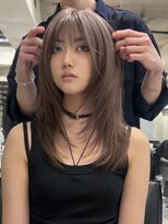 ヨロ 渋谷(YOLO) 韓国ヘアーハッシュカットレイヤーカットハイライトカラー