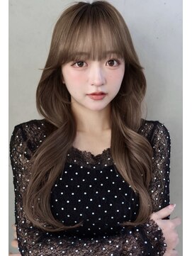 ムク(MUKU) 前髪あり レイヤーカット ベージュカラー ダブルカラー