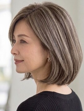 ヘアスタジオルース(HAIR STUDIO LUZ) 40代50代60代の大人ボブ/白髪ぼかしハイライト/堀江/北堀江