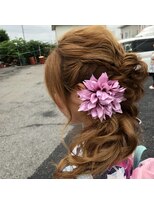 ウィット アンド ラファム Wit &La Famme&nbsp;柔らか編み込みのハーフアップ