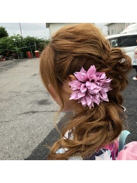 ウィット アンド ラファム Wit &La Famme 柔らか編み込みのハーフアップ