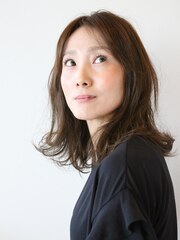 【アキ☆絶妙な前髪バランスで可愛さを残し緩いウェーブで】