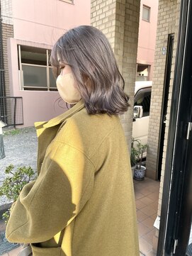 ハグ 横浜(HUG) ミルクティーグレージュ