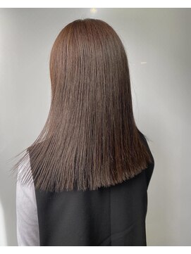 トリコ ヘアアンドケアスペース(trico hair&care space) ミルクティーグレージュ/グレージュ/ケアブリーチ/うる艶髪