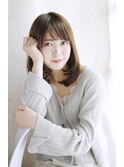 透け感バングのワンカールスタイル