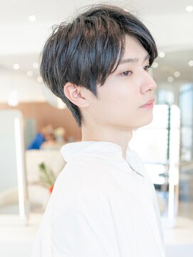 メゾンバイハバナ(maison by HAVANA) メンズ波巻きセンターパートハイライトツーブロックマッシュ