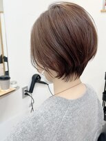 スリー(Th:ree)&nbsp;大人可愛い20代30代40代丸みとくびれショートボブ◎