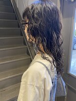 フェンヘアーアイス 中目黒(Fen.hair ici)&nbsp;20代30代ミディアムウルフ前髪パーマくびれひし形抜け感