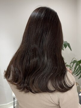 オリ 仙台(Oli) 着物ヘア/ダークアッシュ/ミディアムレイヤーカット/菅野恭平