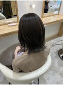 くびれヘア×オリーブベージュ