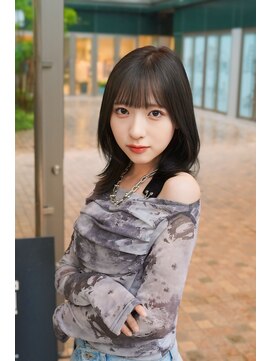 クム(kumu) 【kumu】ミディアムレイヤー/顔周りカット/栄/名古屋