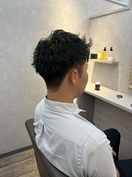 ヴェルデ(VERDE) 刈り上げ　スパイラルパーマ