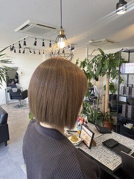 ファン(FAN) ミルクティーベージュ