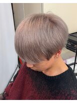 テンバイリップスヘアー(TEN by LIPPS hair)&nbsp;ホワイトミルクティーベージュツーブロ刈り上げ韓国マッシュ