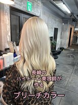 コワファースト長崎シャンプーボーイ 2nd(COIFF1RST 長崎 SHAMPOO BOY) 長崎ハイトーン ホワイトブロンド 韓国