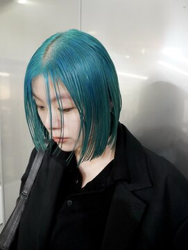 ヒメル(HML U/2A) 深みのファッションカラー/コンクグリーン/モードボブ