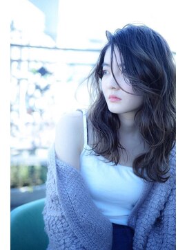 ラべリー 池袋(LOVELEY) ブルーアッシュ　透明感　【池袋】