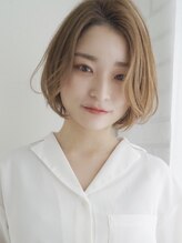 トレヘアー(tRe hair) 大人可愛い20代30代40代　束間ショート　ふんわりレイヤーボブ