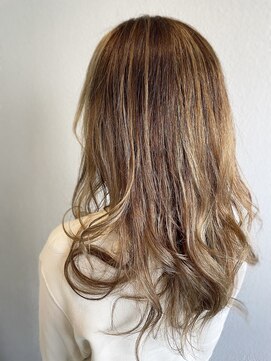 ヘア カンパニー トワ 千葉店(TOWA) ハイライト×ハイトーンでゆるウェーブ！！