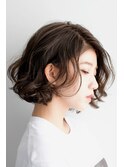 癖毛風切りっぱなし大きめウェーブ