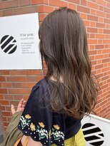イイナヘアガレージ(117)&nbsp;【117hairgarage】大人ロング_オリーブグレージュ