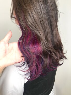 アヴァンス アリオ鳳店(AVANCE) インナーカラー×ブルーピンク×ラフウェーブ×髪質改善