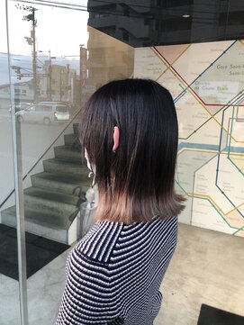 アトリエワイズ(atelier wise) 裾カラー