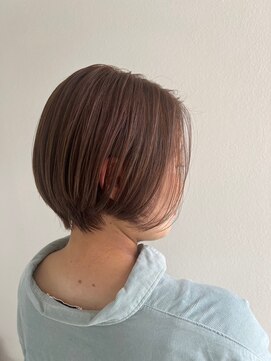 ゴットフロー(GOTTO FLOW) 大人ショートボブ/前下がりショートボブ/アッシュベージュ