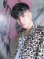 イオ 本厚木(io)&nbsp;波巻きスパイラルパーマハイライト七三刈り上げ