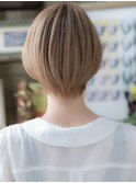 ■透明感シルキーベージュ耳かけショート302-2上尾10代20代30代