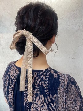 アレンジ　艶髪　髪質改善　ヘアセット　編みおろし　顔まわり