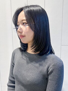 アイティーバイアルバム 下北沢店(IT by ALBUM) ミディアムロングおくれ毛美髪顔周りレイヤー_ba547031