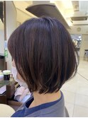 ショートボブ・細めハイライト