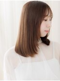 顔周りレイヤーカット艶感ストレートミディアムZ北浦和20代30代