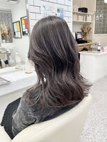 ロマーリ 岡山店(LOMARLIE)&nbsp;30代40代セミロング韓国レイヤー白髪ぼかしハイライト白髪染め