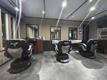 【理容室】一人一人のお客様とのお時間を大切にしております！