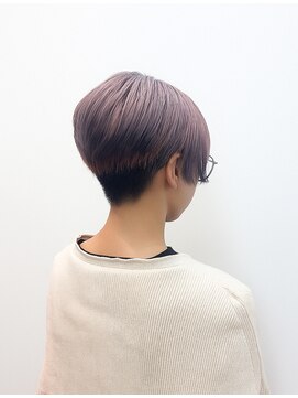 ヘアーアンドアイラッシュ ビス 下曽根店(Bis!) 淡いデザインホワイトピンク