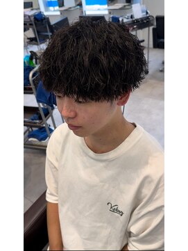 オーシャントーキョー 仙台(OCEAN TOKYO) 波巻きツイストスパイラルツーブロック刈り上げメンズパーマ