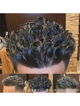 オールバックパーマ