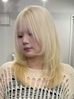 ウィコ 新宿(WICO)&nbsp;ブロンド[新宿駅/黒髪カタログ/小顔に見せるヘアー]